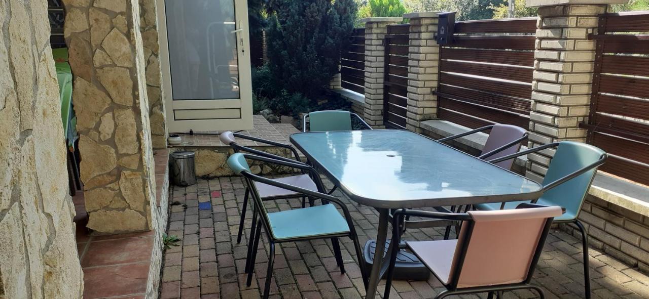 Oazis Apartmanhaz Hajdúszoboszló Zewnętrze zdjęcie