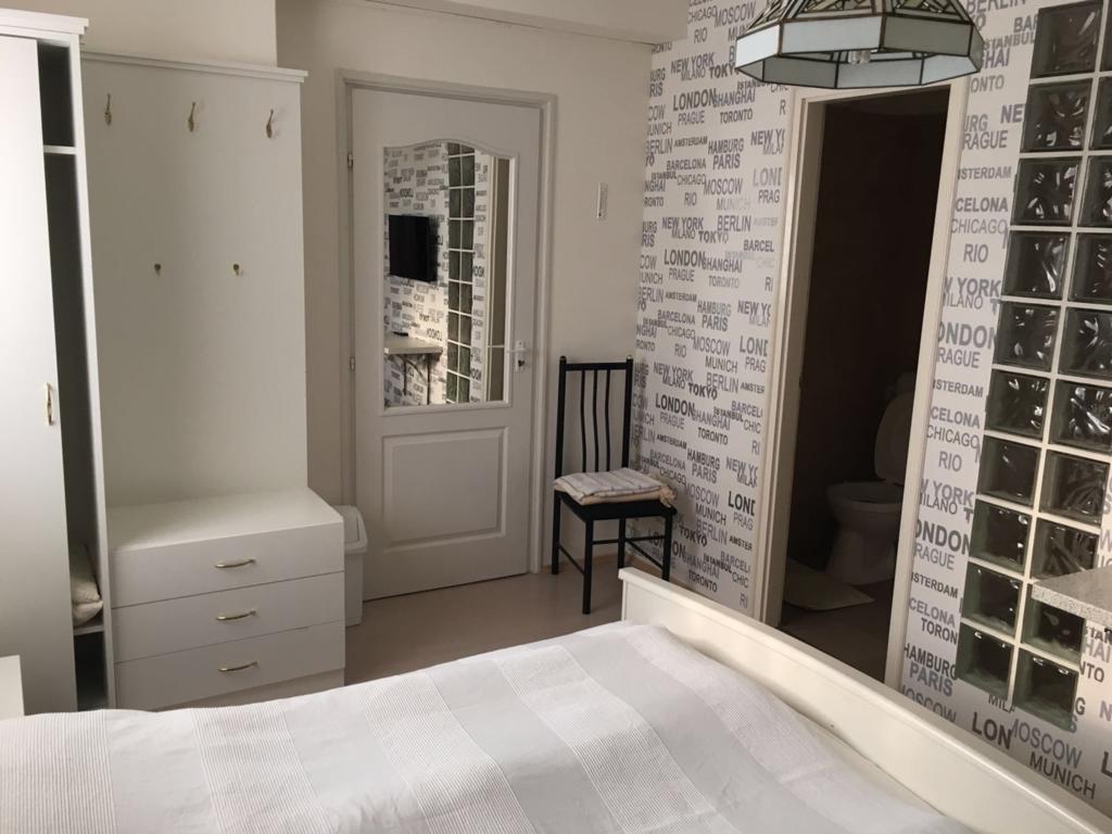 Oazis Apartmanhaz Hajdúszoboszló Pokój zdjęcie